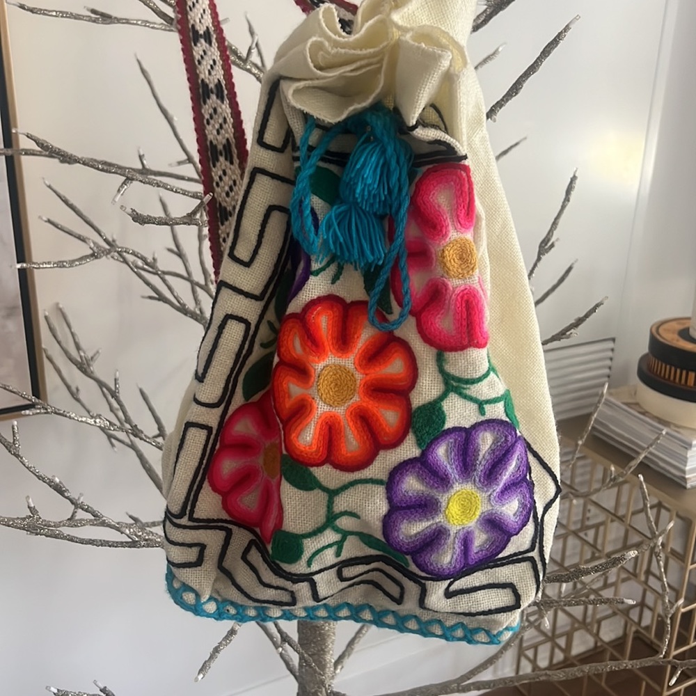 Peruvian back pack - Picture 2 of 6